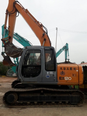ขายจ้าHITACHI EX120-5  เก่านอกแท้  สภาพสวย เดิมๆๆ  มีลายแย๊ก  4,XXX  ชั่วโมง  เครื่องปั๊มดี  พร้อมใช้  โทร 089-3818694  ดวงนภา