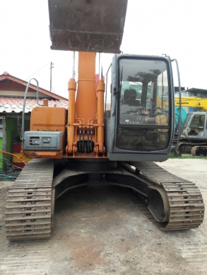 ขายจ้าHITACHI EX120-5  เก่านอกแท้  สภาพสวย เดิมๆๆ  มีลายแย๊ก  4,XXX  ชั่วโมง  เครื่องปั๊มดี  พร้อมใช้  โทร 089-3818694  ดวงนภา