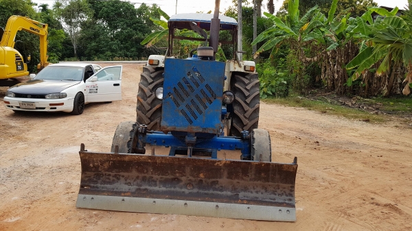 ขายด่วน!! รถไถ ฟอร์ด 6610