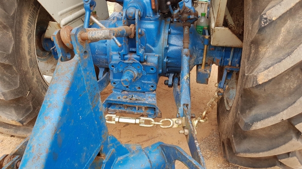 ขายด่วน!! รถไถ ฟอร์ด 6610