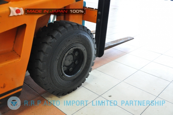 ขายรถโฟล์คลิฟท์มือสอง TOYOTA รุ่น 4FGL15-40298 นำเข้าจากประเทศญี่ปุ่น 100\% ไม่เคยใช้งานในไทย