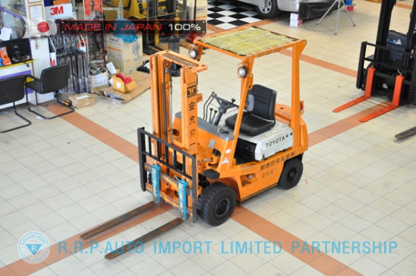 ขายรถโฟล์คลิฟท์มือสอง TOYOTA รุ่น 4FGL15-40298 นำเข้าจากประเทศญี่ปุ่น 100\% ไม่เคยใช้งานในไทย