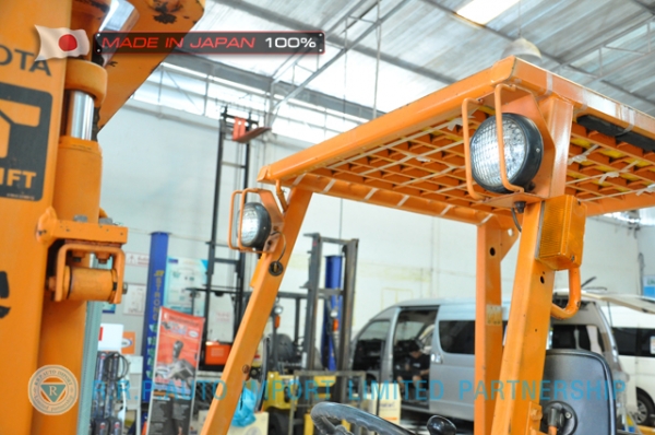 ขายรถโฟล์คลิฟท์มือสอง TOYOTA รุ่น 4FGL15-40298 นำเข้าจากประเทศญี่ปุ่น 100\% ไม่เคยใช้งานในไทย