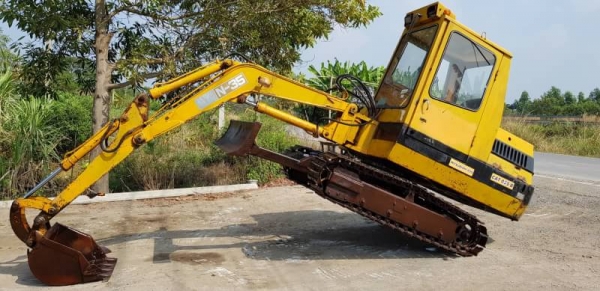 ขายด่วน155,000รถแบคโฮมิสซูMN35หัวเก๋งเทียบเท่าPC35คอลโทลดีปั่มดีเครื่องดีปั่มแรงรถนอกเพิ่งนำเข้ามาใหม่ยังไม่เคยใช้งานในเมืองไทยเลย