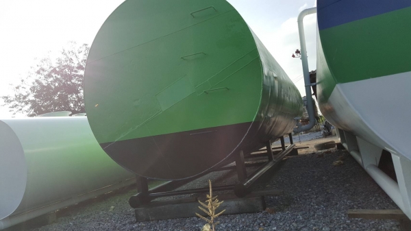 ถังน้ำมันขนาด 20000 ลิตรสภาพสวยๆหนาๆครับ