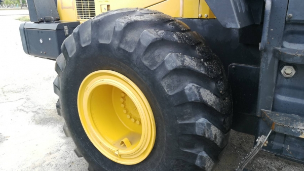 มาใหม่ KOMATSU WA380-5 สภาพสวย นำเข้าจากญี่ปุ่น โทร.090-986-2521 อ๊อบ