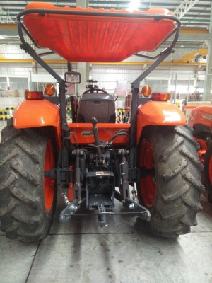 ขายแทรกเตอร์ M7040 Max สวยๆพร้อมใช้งาน ผ่อนได้มีรับประกัน 500 ชม.หรือ 9 เดือน ขายแทรกเตอร์ M7040 Max สวยๆพร้อมใช้งาน ผ่อนได้มีรับประกัน 500 ชม.หรือ 9 เดือน