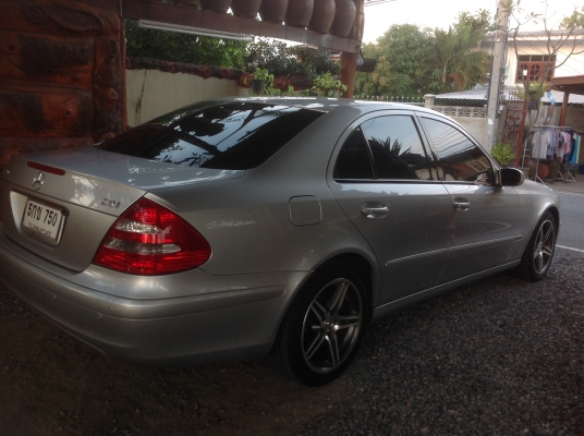 ขายBENZ E220 WDB211 CDI (ดีเซล) 2200cc เครื่องดี ประหยัดน้ำมันมากๆ รถสวยพร้อมใช้งาน