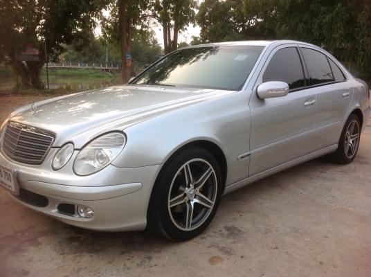 ขายBENZ E220 WDB211 CDI (ดีเซล) 2200cc เครื่องดี ประหยัดน้ำมันมากๆ รถสวยพร้อมใช้งาน