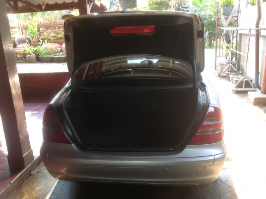 ขายBENZ E220 WDB211 CDI (ดีเซล) 2200cc เครื่องดี ประหยัดน้ำมันมากๆ รถสวยพร้อมใช้งาน