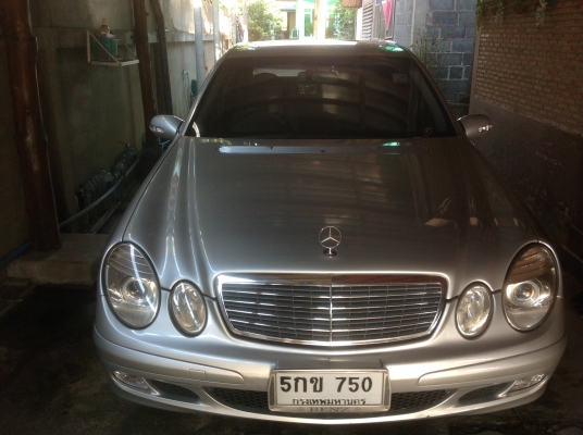 ขายBENZ E220 WDB211 CDI (ดีเซล) 2200cc เครื่องดี ประหยัดน้ำมันมากๆ รถสวยพร้อมใช้งาน