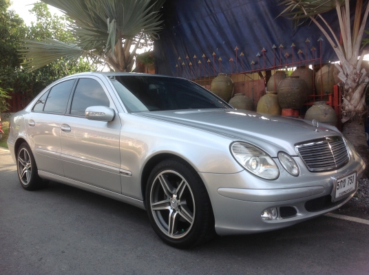 ขายBENZ E220 WDB211 CDI (ดีเซล) 2200cc เครื่องดี ประหยัดน้ำมันมากๆ รถสวยพร้อมใช้งาน