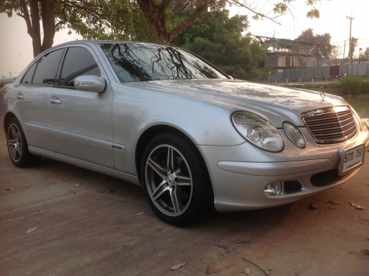 ขายBENZ E220 WDB211 CDI (ดีเซล) 2200cc เครื่องดี ประหยัดน้ำมันมากๆ รถสวยพร้อมใช้งาน