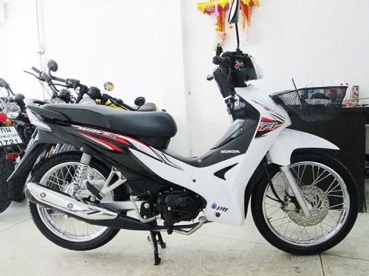 สด-ผ่อน ขาย Honda Wave 110I สตาร์ทมือ ปี 2017 ไมล์ 6628 กม รถผู้หญิงใช้