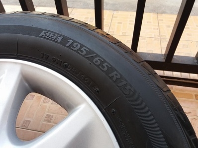 ยางบริสโตน ไม่มีคดดุ้งซ่อมแตก ตจว จัดส่งถึงบ้านครับ