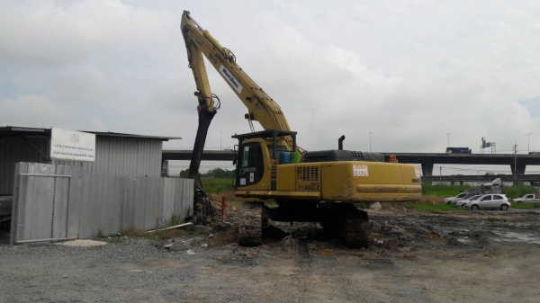 ขายรถแม็รถแม็คโครไวโบร Komatsu PC 450 LC Gen 6
