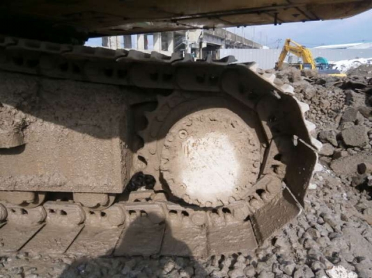 รถขุด Komatsu PC200-8EO ติดต่อ 062-709-1747