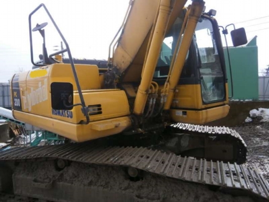 รถขุด Komatsu PC200-8EO ติดต่อ 062-709-1747