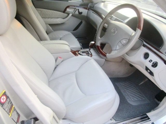 2004 BENZ S280L รถสวยสภาพดีทั้งภายในภายนอก เซ็นเซอร์รอบคัน ฉีดน้ำไฟหน้า เบนซิน6สูบ พวงมาลันมัลติ+CRUISE CONTROL เบาะหนังแท้ปรับไฟฟ้า ตู้แช่เบาะหลัง ประตูดูด ม่านหลังไฟฟ้า ม่านข้าง ฟูลออฟชั่น ใช้งานได้ทุกระบบ สนใจดูรถ ทดลองขับหรือสอบถามรายละเอียดเพิ่มเติม 2004 BENZ S280L รถสวยสภาพดีทั้งภายในภายนอก เซ็นเซอร์รอบคัน ฉีดน้ำไฟหน้า เบนซิน6สูบ พวงมาลันมัลติ+CRUISE CONTROL เบาะหนังแท้ปรับไฟฟ้า ตู้แช่เบาะหลัง ประตูดูด ม่านหลังไฟฟ้า ม่านข้าง ฟูลออฟชั่น ใช้งานได้ทุกระบบ สนใจดูรถ ทดลองขับหรือสอบถามรายละเอียดเพิ่มเติม