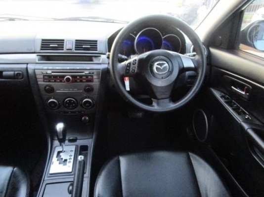 2007 MAZDA 3 2.0 พวงมาลัยมัลติฯ เบาะหนังสีดำ ไฟตัดหมอกหน้า เซ็นเซอร์หลัง รถสวยสภาพดี ไม่เคยชนหนักไม่เคยจมน้ำ สนใจดูรถ ทดลองขับหรือสอบถามรายละเอียดเพิ่มเติม และ รับปรึกษาออกรถ มือหนึ่ง มือสอง ทุกยี่ห้อ ติดต่อ 092-656-6570 อาท Line ID art_pai