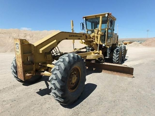 ขายรถเกรด 140G ซีเรียล 72V05,xxx เป็น Ripperหลัง สภาพดีๆ ราคาเบาๆ รถอยู่อเมริกา สั่งนำเข้าง่ายๆ 092-929-9942 ธีรเทพ