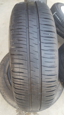 ขายล้อHONDA Jazz Hybrid ขอบ15 ยางปี 15  4 ล้อ