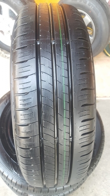 ขายยางป้ายแดง 185/65/15 ปี 4517 DUNLOP EC300 4 เส้น