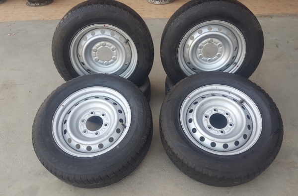 ขายล้อกะทะขอบ16  6รู ยาง ปี15  4 ล้อ