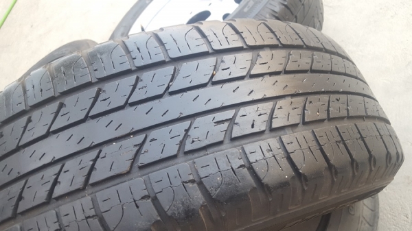 ขายล้อกะทะขอบ16  6รู ยาง ปี15  4 ล้อ