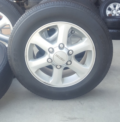 ขายล้อISUZU ขอบ16 ยา ปี 16  4 ล้อ