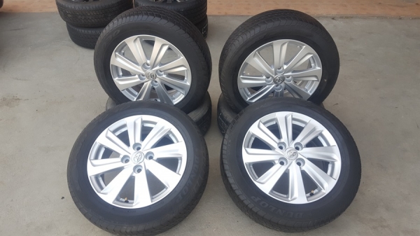 ขายล้อTOYOTA New Vios ยาง ปี16   4 ล้อ