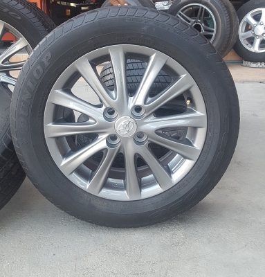 ขายล้อTOYOTA VIOS12ก้านสีกัล ยางปี15  4 ล้อ