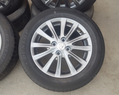 ขายล้อTOYOTA VIOS12ก้านสีกัล ยางปี15  4 ล้อ