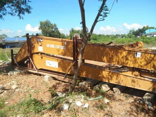 ขาย 350,000 บูมอามร์ยาว 16 ม. พร้อมบุ้งกี้พร้อมกระบอกบุ้งกี้ สภาพเก่านอกสวยมาก บูมอยู่ จ้นทบุรี 090-772-3710 090-772-3708