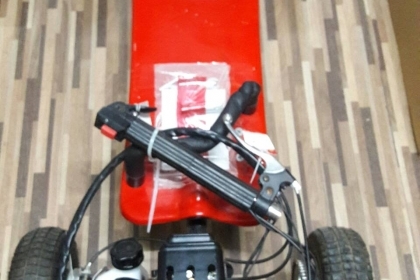 ขาย สเก็ตบอร์ดติดเครื่องสภาพสวยมากเกือบใหม่ใช้งานปกติ ราคา 14,500