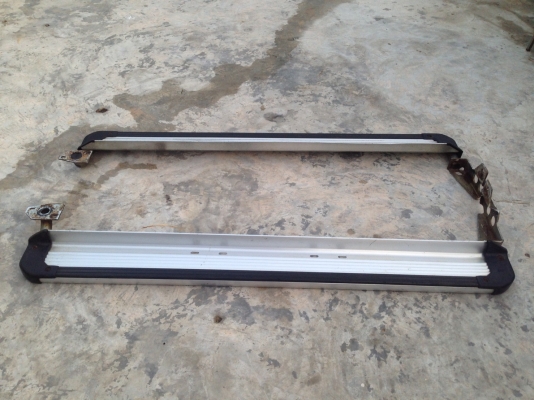 บรรไดข้าง isuzu mu wizard คู่ละ 2000 บาท