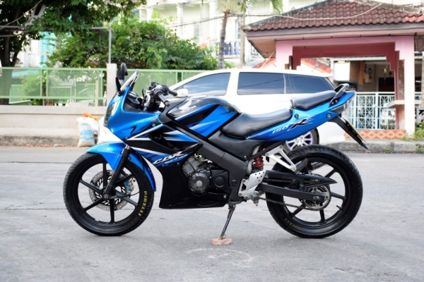 Cbr 150 2552 ไมล์เหลือง รถบ้านมือเดียว สภาพดีมาก พร้อมใช้งาน