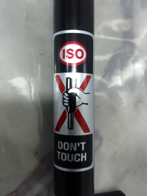 ขายโช๊คฝากระโปรงหน้า ISUZU รุ่น D-MAX &amp; MU-7 ปี11