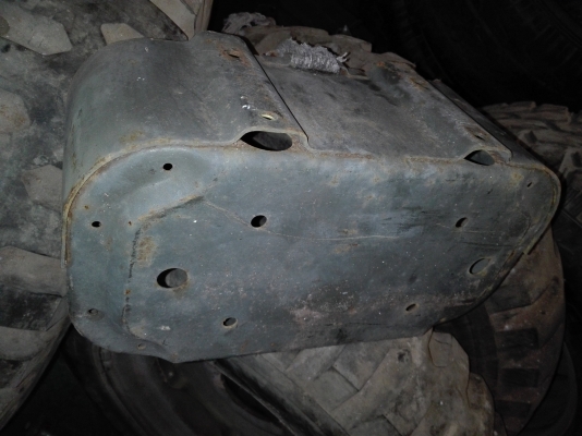 ถาดรองถังน้ำมันติดท้ายรถจิ๊ป รถแลนด์ หรือรุ่นอื่นๆๆ