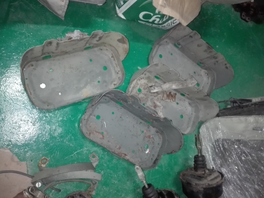 ถาดรองถังน้ำมันติดท้ายรถจิ๊ป รถแลนด์ หรือรุ่นอื่นๆๆ