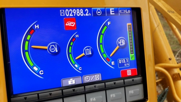 ขายดาวน์รถแบคโฮ KOMATSU PC200-8MO ขายดาวน์ 600000 ขายดาวน์รถแบคโฮ KOMATSU PC200-8MO ขายดาวน์ 600000