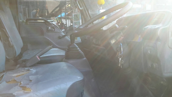 ขายรถNQR 150แรง ยาว5.50 เอกสารเล่มทะเบียนพร้อม สภาพพร้อมใช้งาน ขายรถNQR 150แรง ยาว5.50 เอกสารเล่มทะเบียนพร้อม สภาพพร้อมใช้งาน