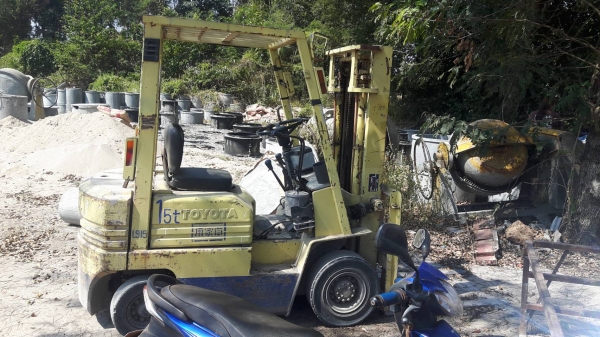 ขายรถฟอร์คลิฟต์TOYOTA 1.5ตัน