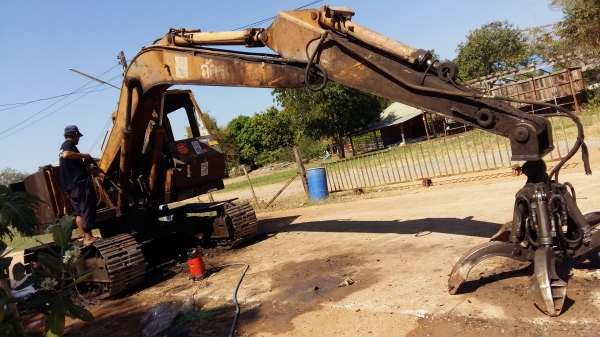 ขายรถคีบเหล็ก KOMATSU 120-2