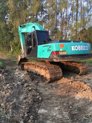 ขายรถแบคโฮ Kobeco SK200 Mark3(Yutani)
