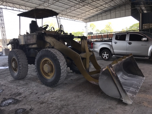 ขายด่วน รถตัก JH30B สภาพพร้อมใช้งาน เครื่องปั้มดี รถพร้อมใช้งาน เอกสารสัญญาซื้อขาย สนใจสอบถาม 093-0764943  คุณ ตั้ม