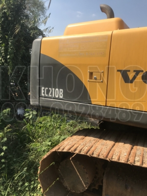 ขายด่ว รถแบคโฮ  volvo 210 b parm รถสวยพร้อมใช้งาน รถใช้งานทำถนน มาครั้งเดียว สภาพดีมาก ทะเบียนพร้อม ขาย 1250000 บาท