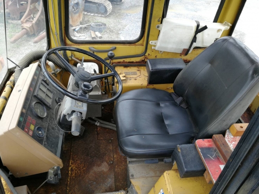 ขายรถสวยๆ CAT 910F นำเข้าจากญี่ปุ่น โทร.090-986-2521 อ๊อบ