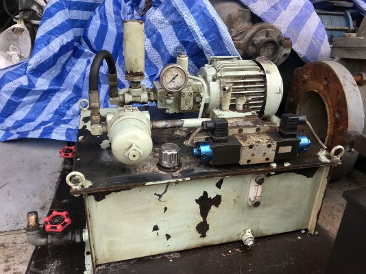 ขายชุดปั้มน้ำมันไฮโดรลิค Koshin-racine 1HP. 220V 3สาย made in Japan พร้อมชุดวาล์วคอนโทรล 100vac สภาพสวยเดิมๆ พร้อมใช้งาน