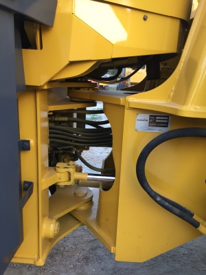 KOMATSU WA300-3 นำเข้าจากญี่ปุ่น โทร.090-986-2521 อ๊อบ